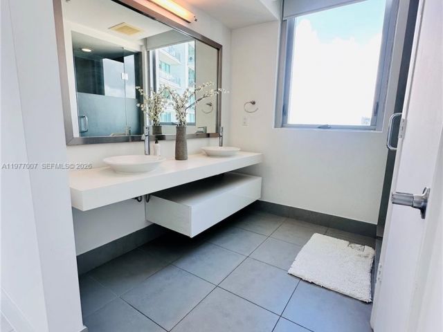 Apartment for rent  Unit #3105 - photo 7486816