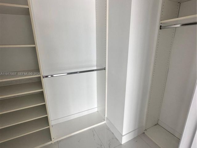 Apartment for rent  Unit #3105 - photo 7486817