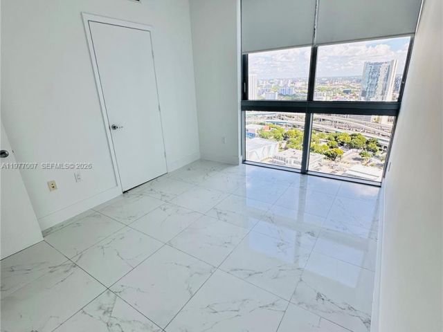 Apartment for rent  Unit #3105 - photo 7486819