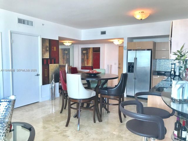 Apartment for rent  Unit #3608 - photo 7489385