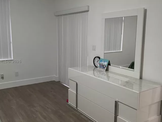 3-bedroom home for sale in Pembroke Pines - 11581 SW 10th Ct - MondialRealty