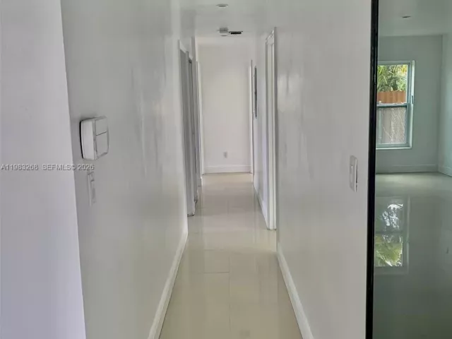 3-bedroom home for rent in Miami - 9798 SW 158th St - MondialRealty