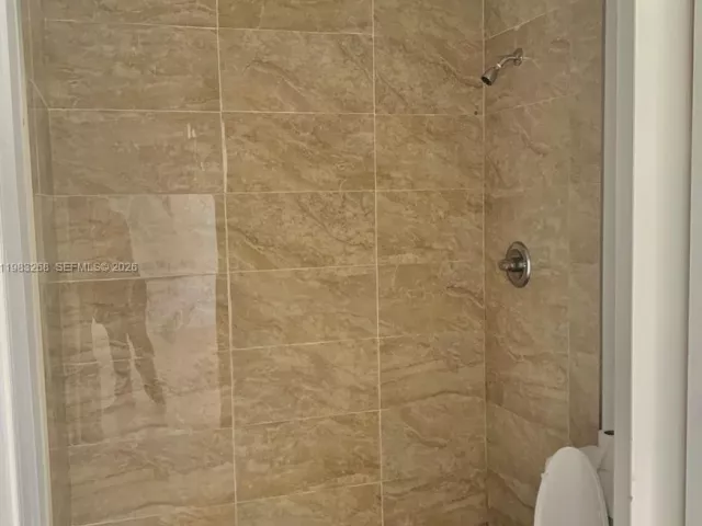 3-bedroom home for rent in Miami - 9798 SW 158th St - MondialRealty
