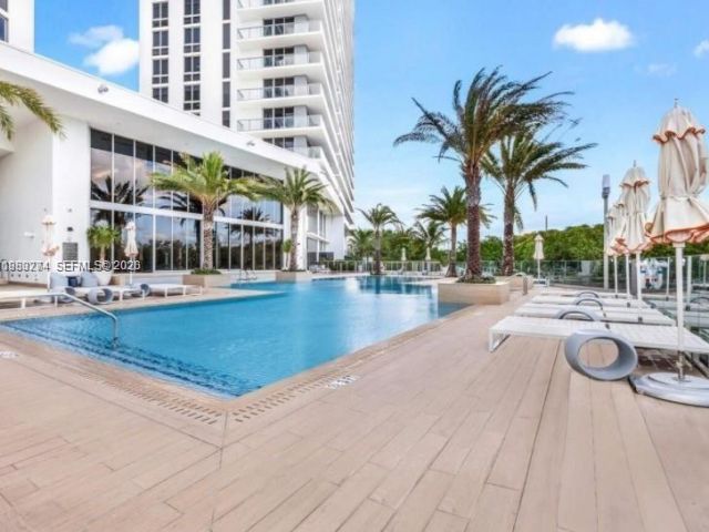 Apartment for sale  Unit #2702 - photo 7505217