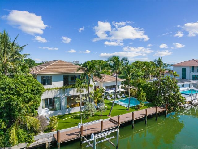 Home for rent at 1200 NE 87th St - photo 7466161