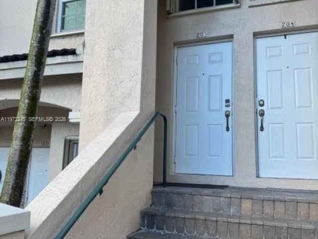 Home for rent at 5650 NW 115th Ct 203 - photo 7484943