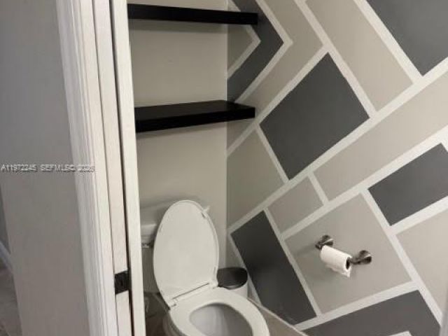 Home for rent at 5650 NW 115th Ct 203 - photo 7484949