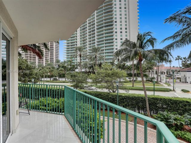 Apartment for rent  Unit #211 - photo 7516872