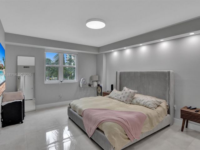 Apartment for rent  Unit #211 - photo 7516882