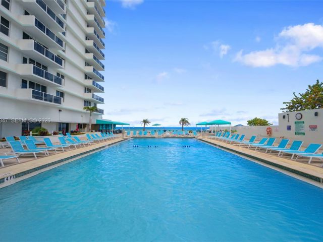 Apartment for rent  Unit #924 - photo 7470120