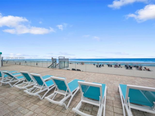 Apartment for rent  Unit #924 - photo 7470121