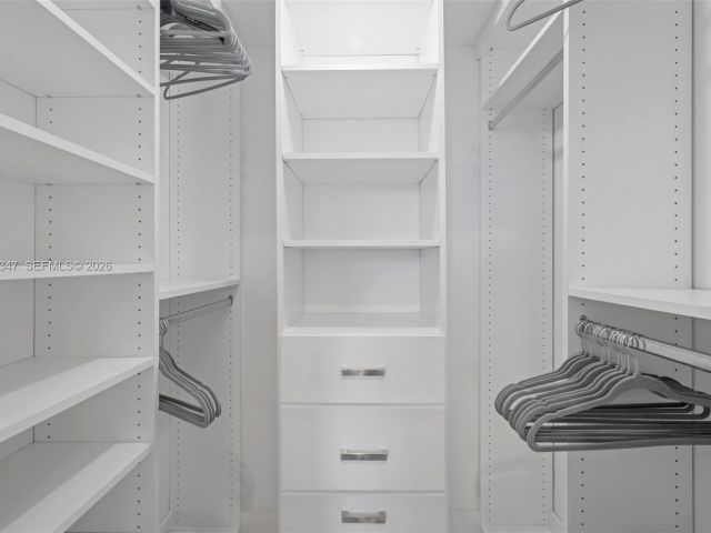 Apartment for rent  Unit #924 - photo 7470131