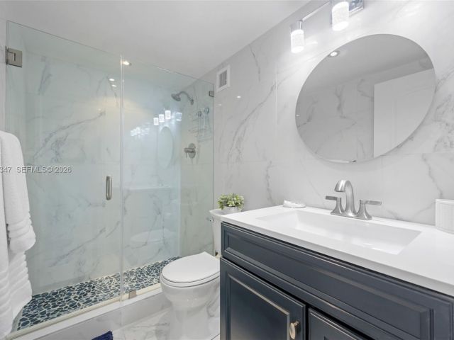 Apartment for rent  Unit #924 - photo 7470132