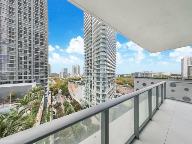 Apartment for rent  Unit #1007 - photo 7494492