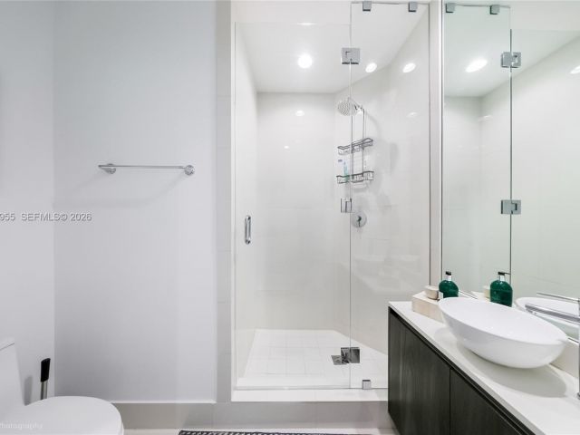 Apartment for rent  Unit #1007 - photo 7494495