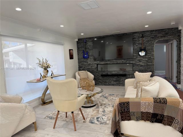 Home for rent at 2250 NW 196th St n/a - photo 7479703