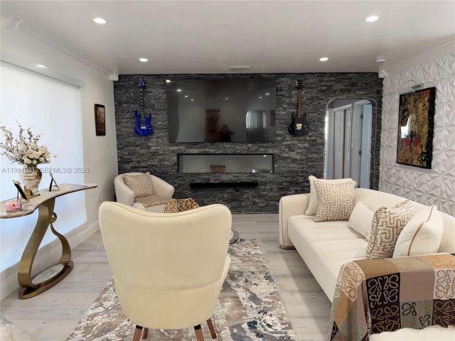 Home for rent at 2250 NW 196th St n/a - photo 7479705