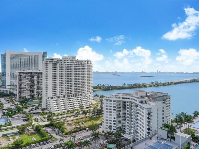 Apartment for rent  Unit #1901 - photo 7494161