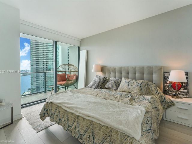 Apartment for rent  Unit #1901 - photo 7494166