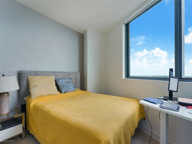 Apartment for rent  Unit #1901 - photo 7494168