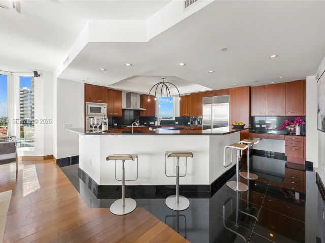 Apartment for sale  Unit #1208 - photo 7486693