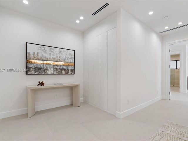 Home for rent at 1410 NE 5th St A - photo 7482189