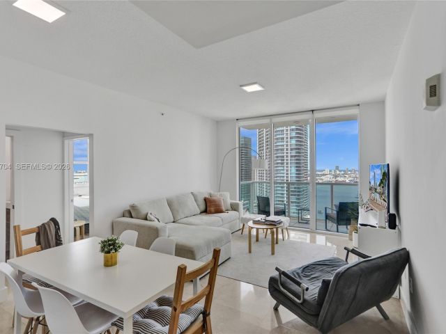 Apartment for sale  Unit #4112 - photo 7490667