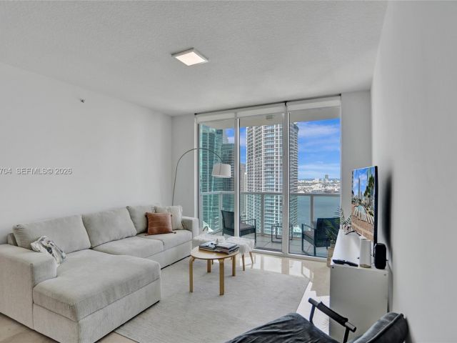 Apartment for sale  Unit #4112 - photo 7490670