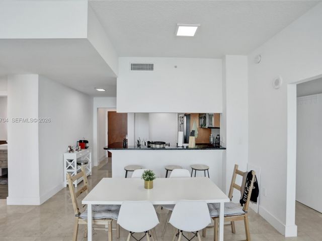 Apartment for sale  Unit #4112 - photo 7490674