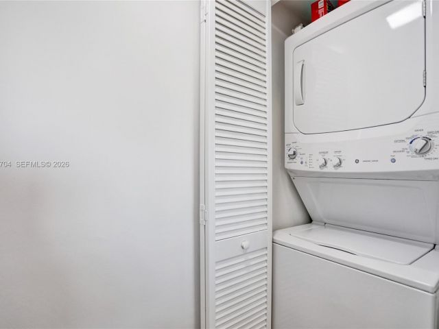 Apartment for sale  Unit #4112 - photo 7490679