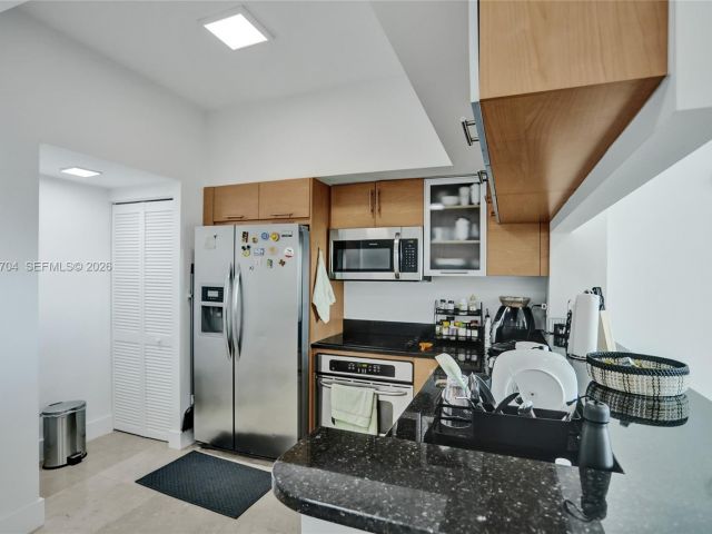 Apartment for sale  Unit #4112 - photo 7490680