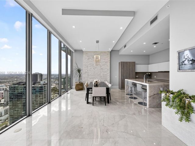 Apartment for sale  Unit #4904 - photo 7525425