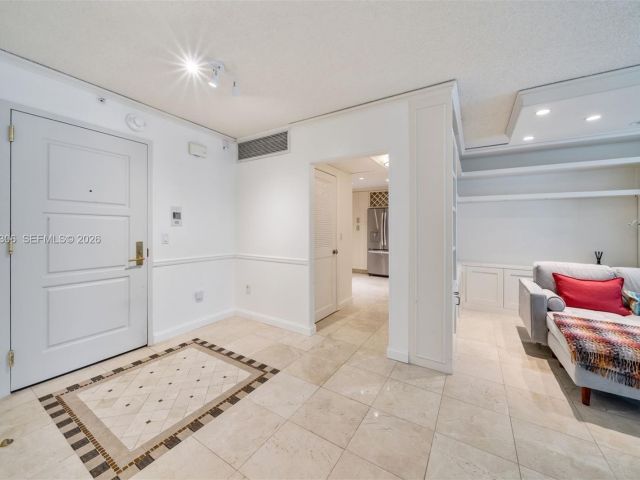 Apartment for sale  Unit #19H - photo 7506903