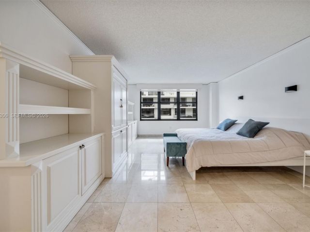 Apartment for sale  Unit #19H - photo 7506904