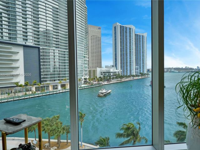 Apartment for rent  Unit #702 - photo 7510580