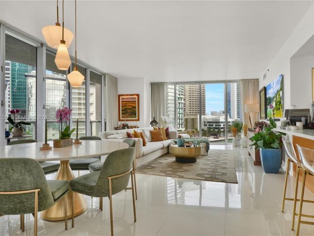 Apartment for rent  Unit #702 - photo 7510584