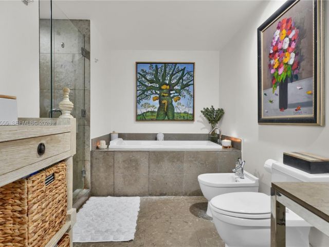 Apartment for rent  Unit #702 - photo 7510591