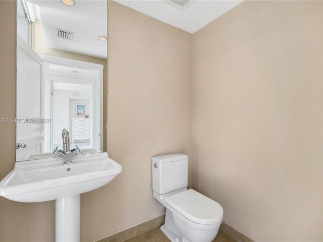 Apartment for sale  Unit #S-803 - photo 7502720