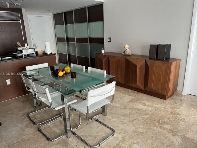 Apartment for rent  Unit #919 - photo 7516005