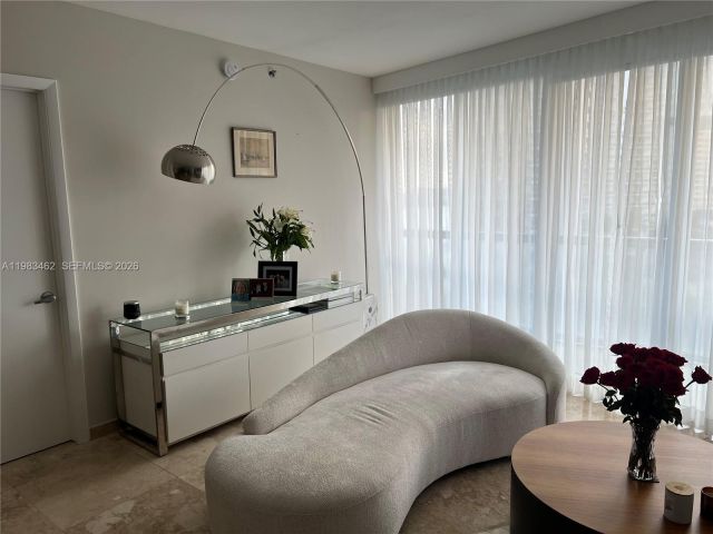 Apartment for rent  Unit #919 - photo 7516006