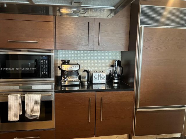 Apartment for rent  Unit #919 - photo 7516009