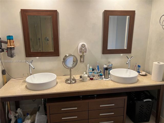 Apartment for rent  Unit #919 - photo 7516011