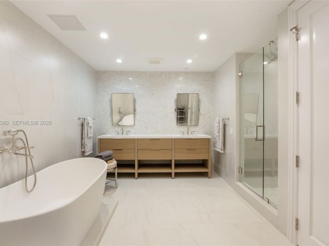 Apartment for rent  Unit #2203 - photo 7507387