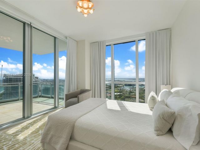 Apartment for rent  Unit #2203 - photo 7507391