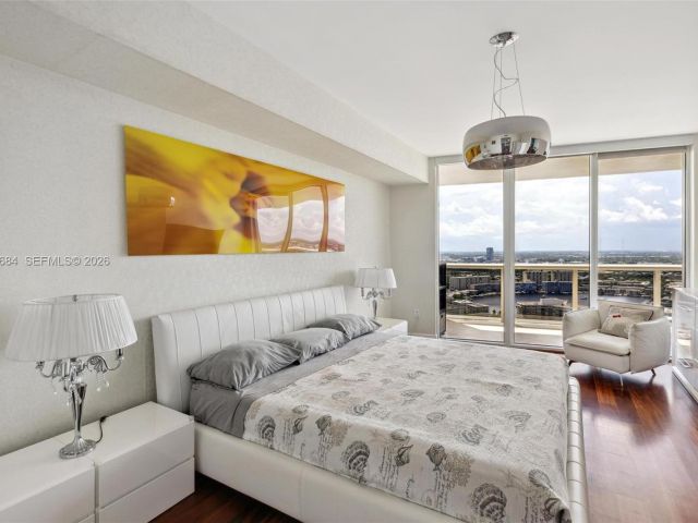 Apartment for rent  Unit #3606 - photo 7500407