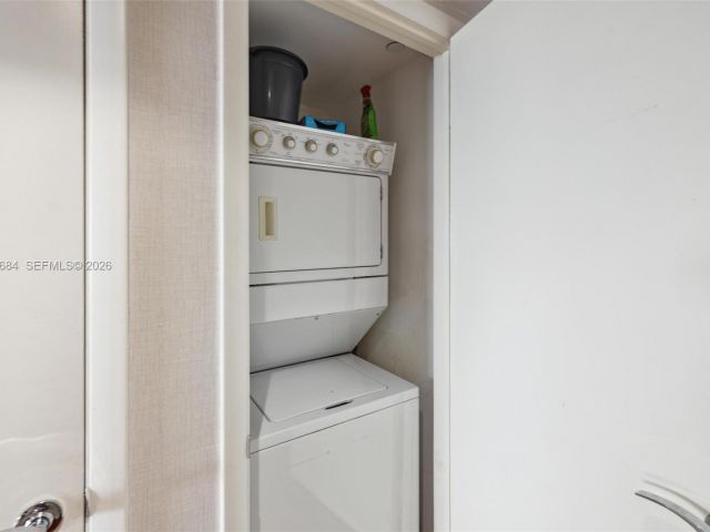 Apartment for rent  Unit #3606 - photo 7500412