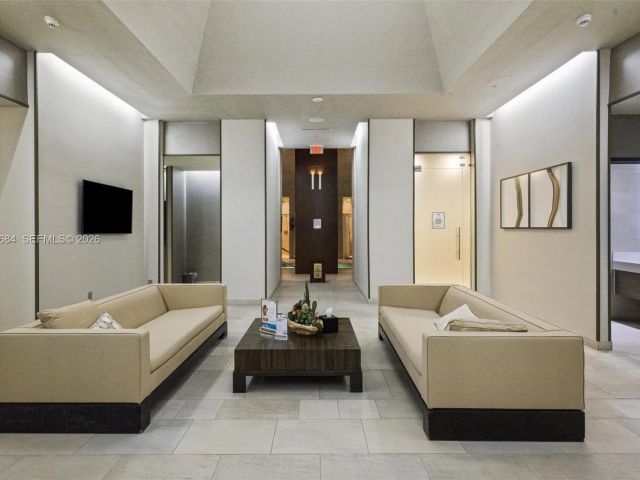 Apartment for rent  Unit #3606 - photo 7500416