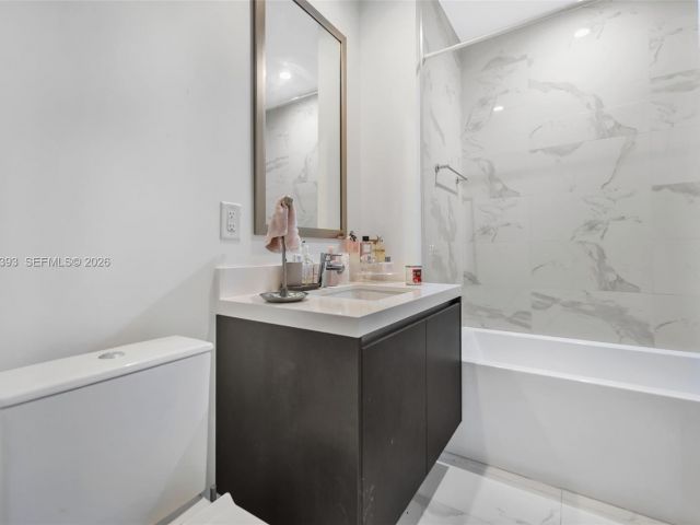 Apartment for rent  Unit #806 - photo 7487865