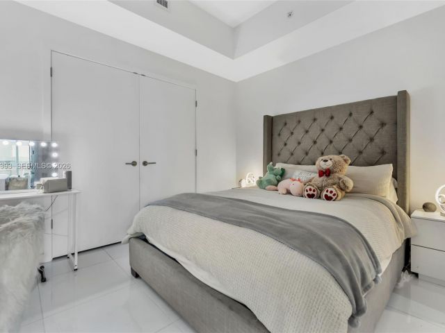 Apartment for rent  Unit #806 - photo 7487869