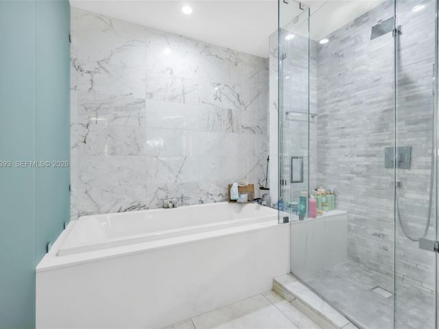 Apartment for rent  Unit #806 - photo 7487872